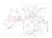 Central cover - Footrests - Piaggio X Evo 400 2009