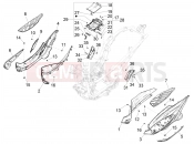 PIAGGIO Beverly 400 HPE E5 (EU) Central cover - Footrests
